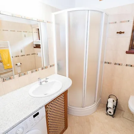 بيت للعطل Ocarujuci Dreveny Dom V Prirodnom Prostredi *