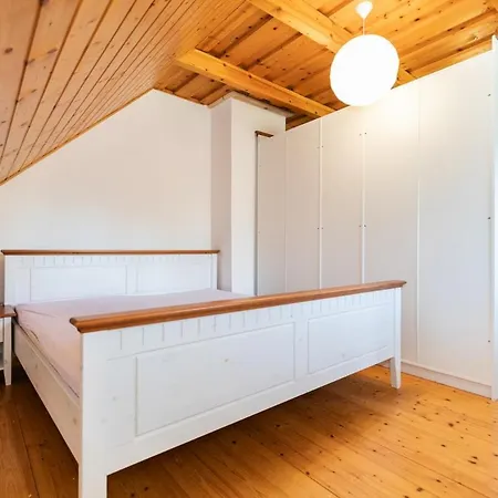 Ocarujuci Dreveny Dom V Prirodnom Prostredi Feriehus